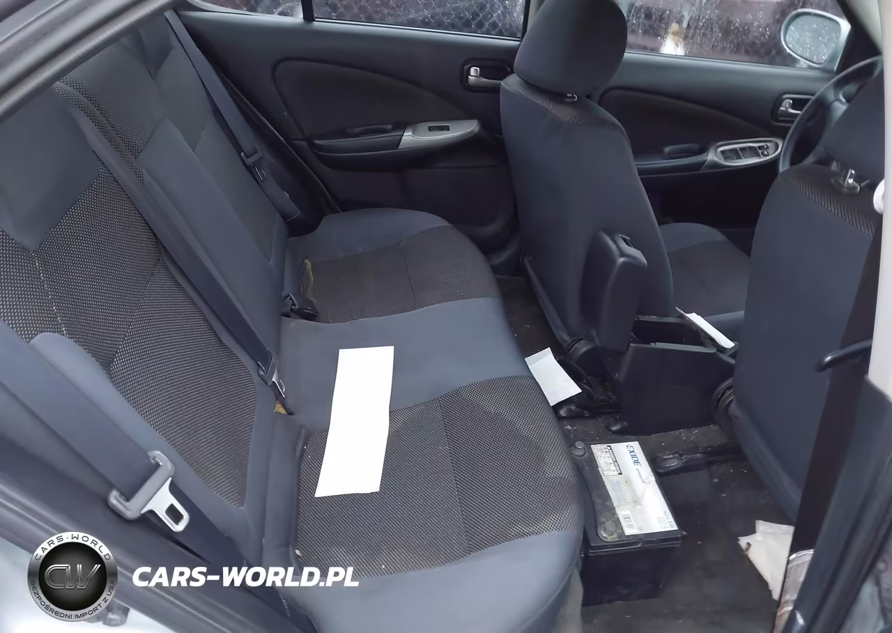 2004 Nissan Sentra Se-R VIN:3N1AB51D64L728592 - 8