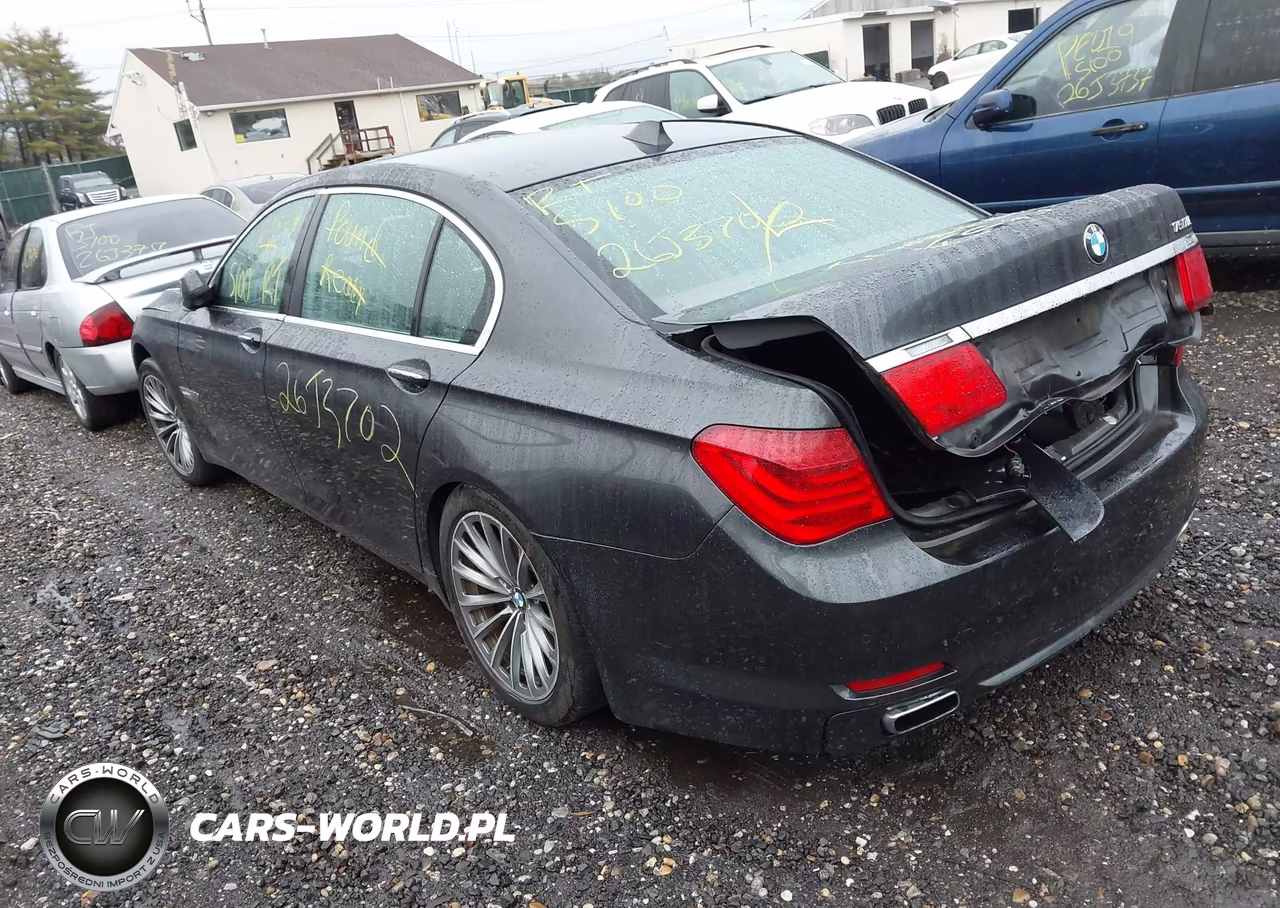 2011 BMW 750Li VIN:WBAKB8C51BC851747 - 3