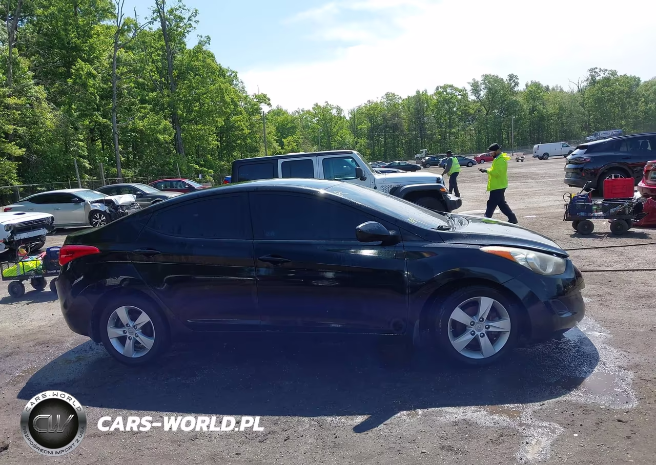 2013 Hyundai Elantra Gls VIN:5NPDH4AE6DH278793 - 12