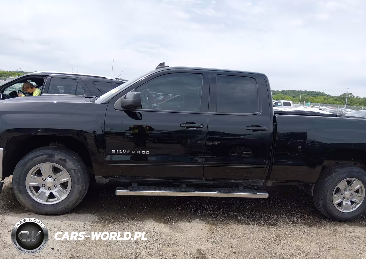 2018 Chevrolet Silverado 1500 1Lt VIN:1GCVKREC2JZ258718 - 14