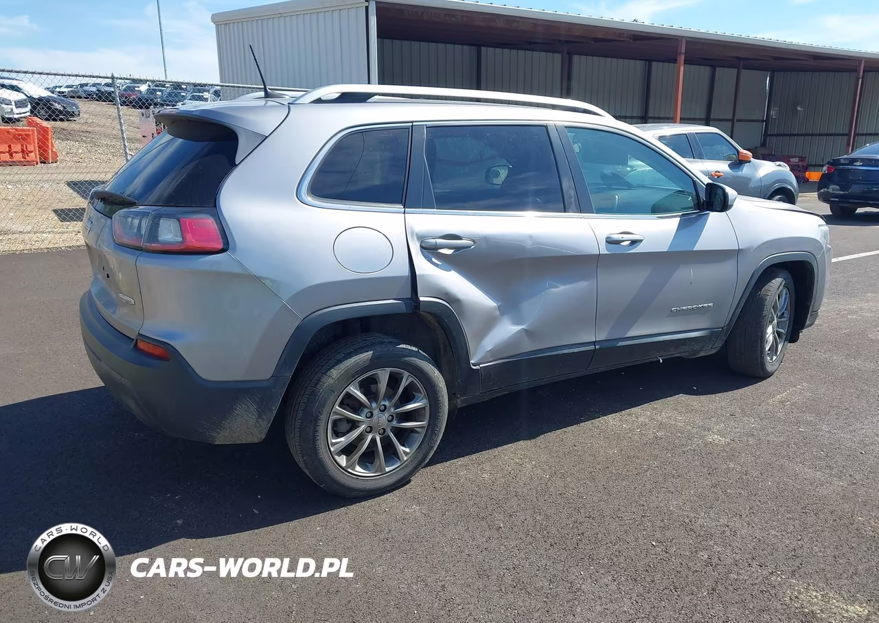 2019 Jeep Cherokee Latitude Plus Fwd VIN:1C4PJLLB3KD226264 - 4