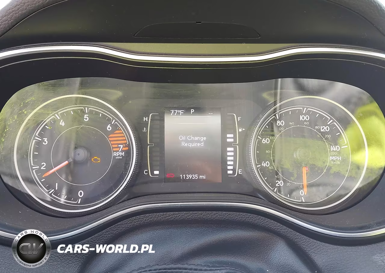 2019 Jeep Cherokee Latitude Plus Fwd VIN:1C4PJLLB3KD226264 - 7