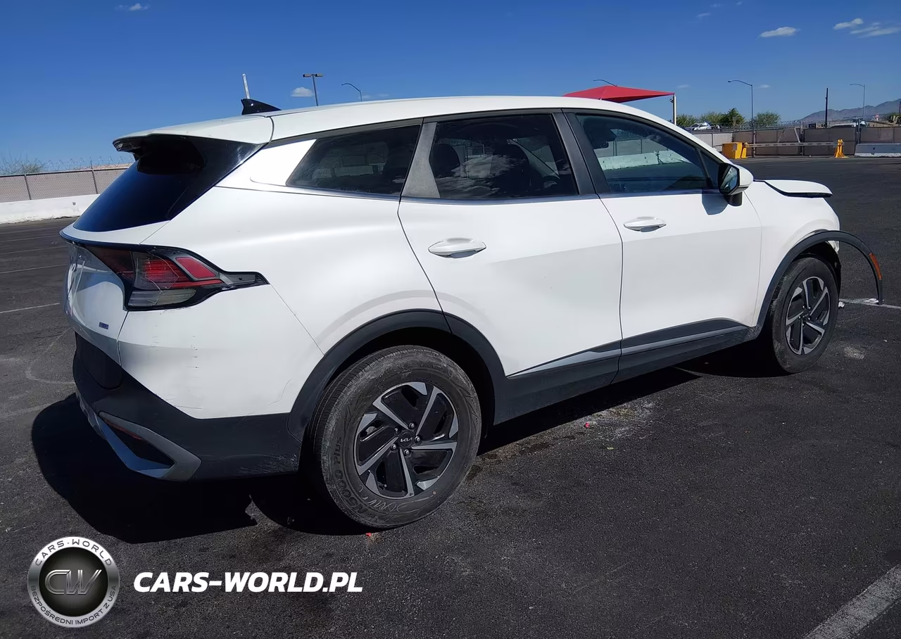 2023 Kia Sportage Hybrid Lx VIN:KNDPUCAG8P7018179 - 4