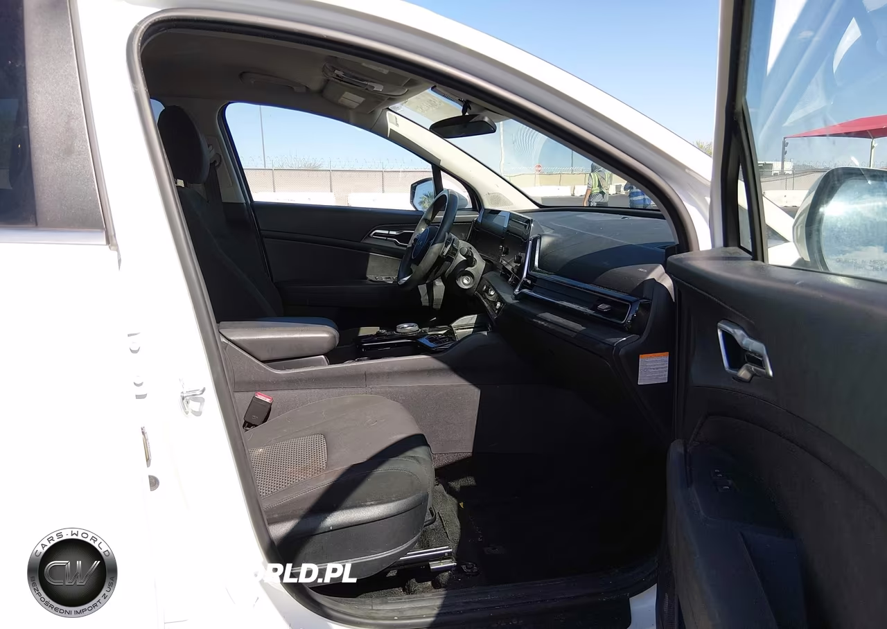 2023 Kia Sportage Hybrid Lx VIN:KNDPUCAG8P7018179 - 5