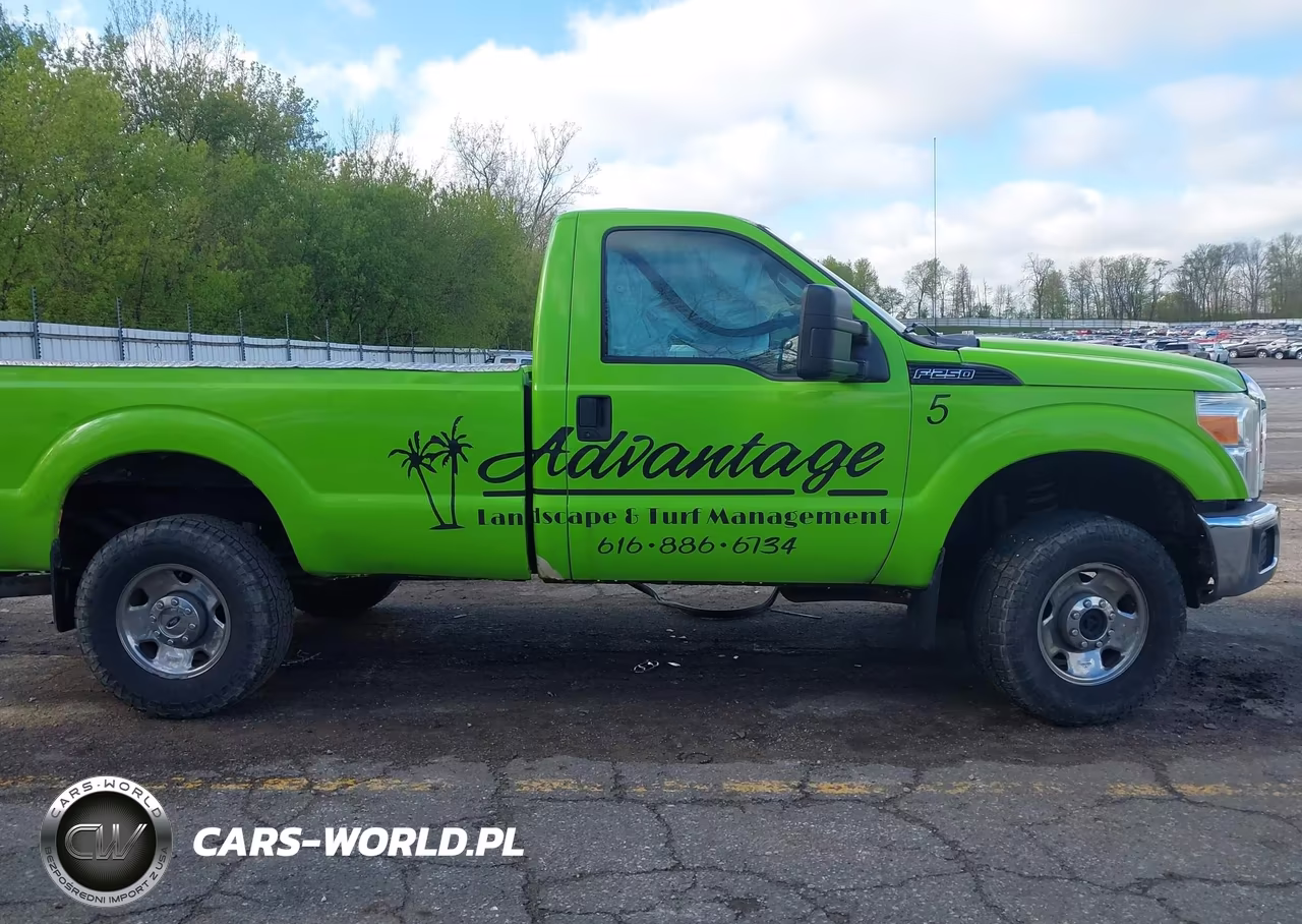 2012 Ford F-250 Xl VIN:1FTBF2B69CEB30094 - 13