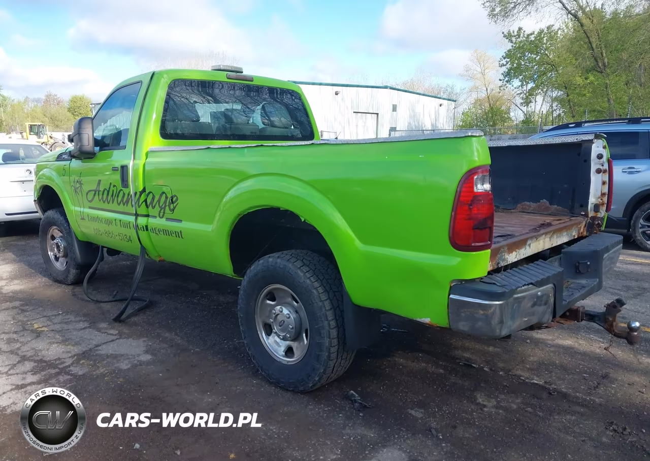 2012 Ford F-250 Xl VIN:1FTBF2B69CEB30094 - 3
