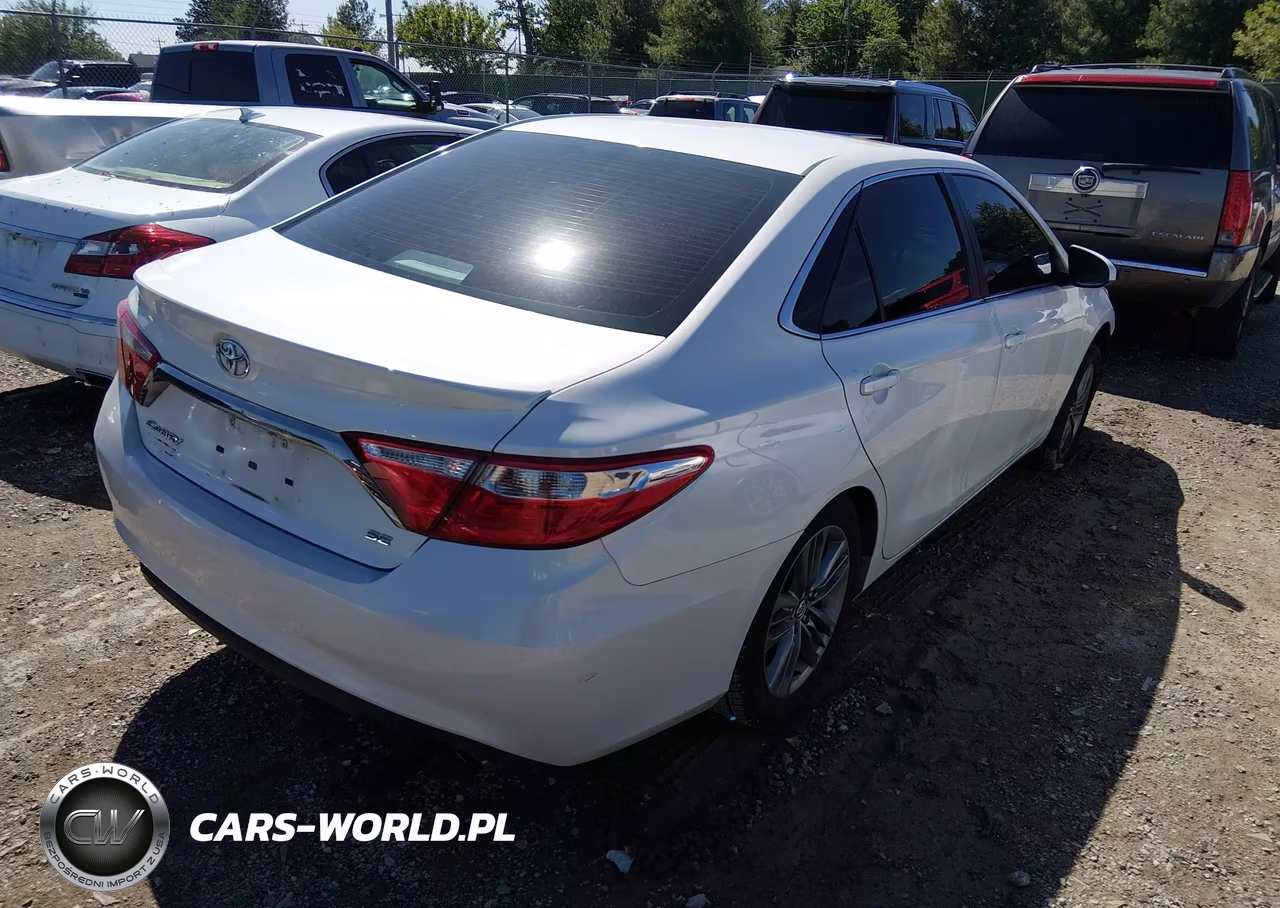 2017 Toyota Camry Se VIN:4T1BF1FK1HU378107 - 4