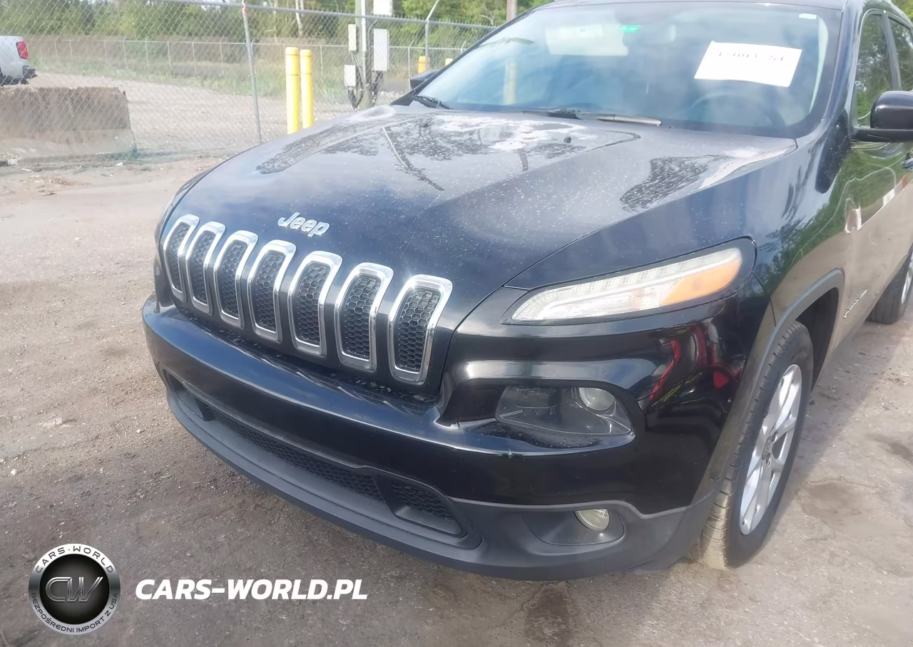 2014 Jeep Cherokee Latitude VIN:1C4PJLCS1EW183083 - 6