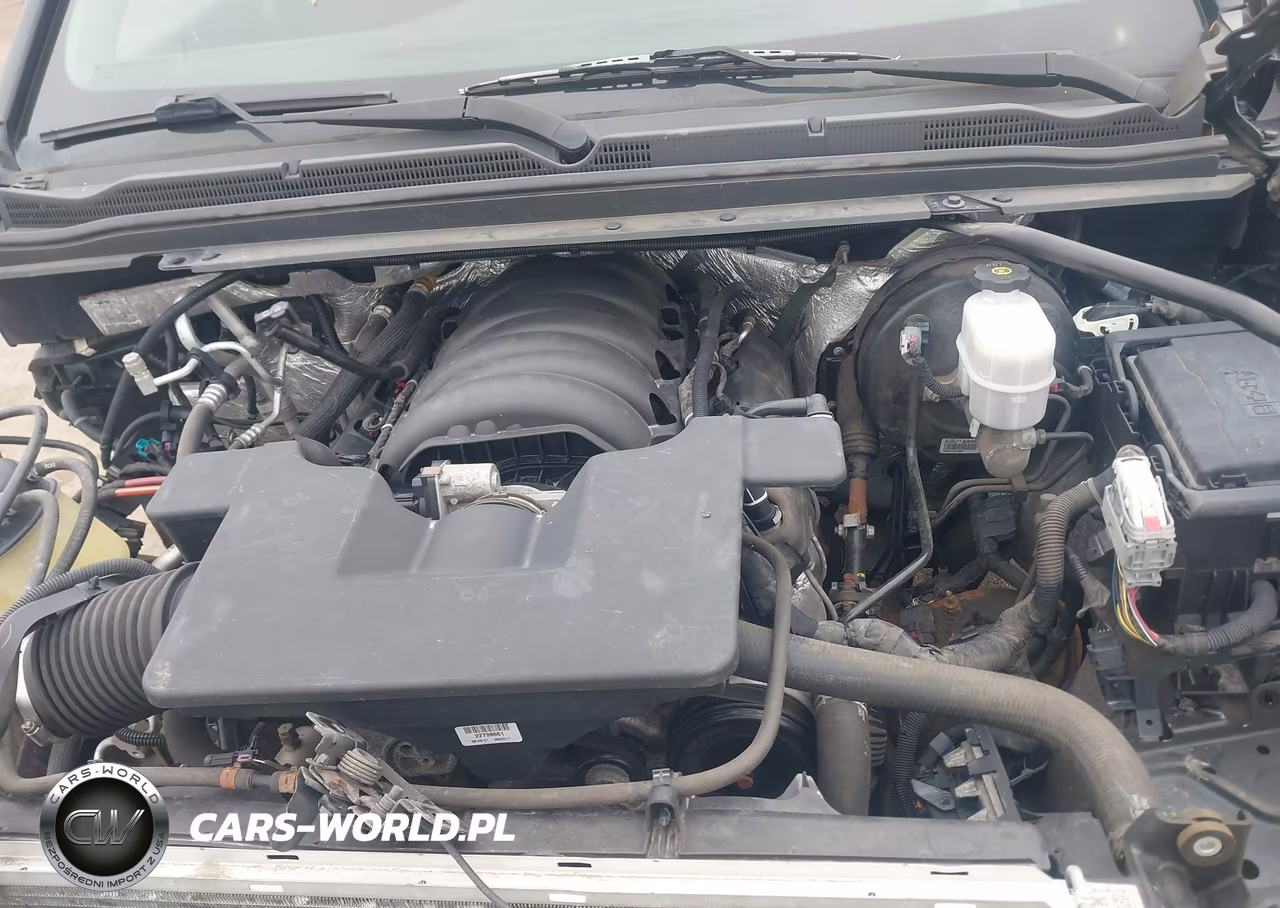2018 Chevrolet Tahoe Ls VIN:1GNSKAKC6JR138792 - 10