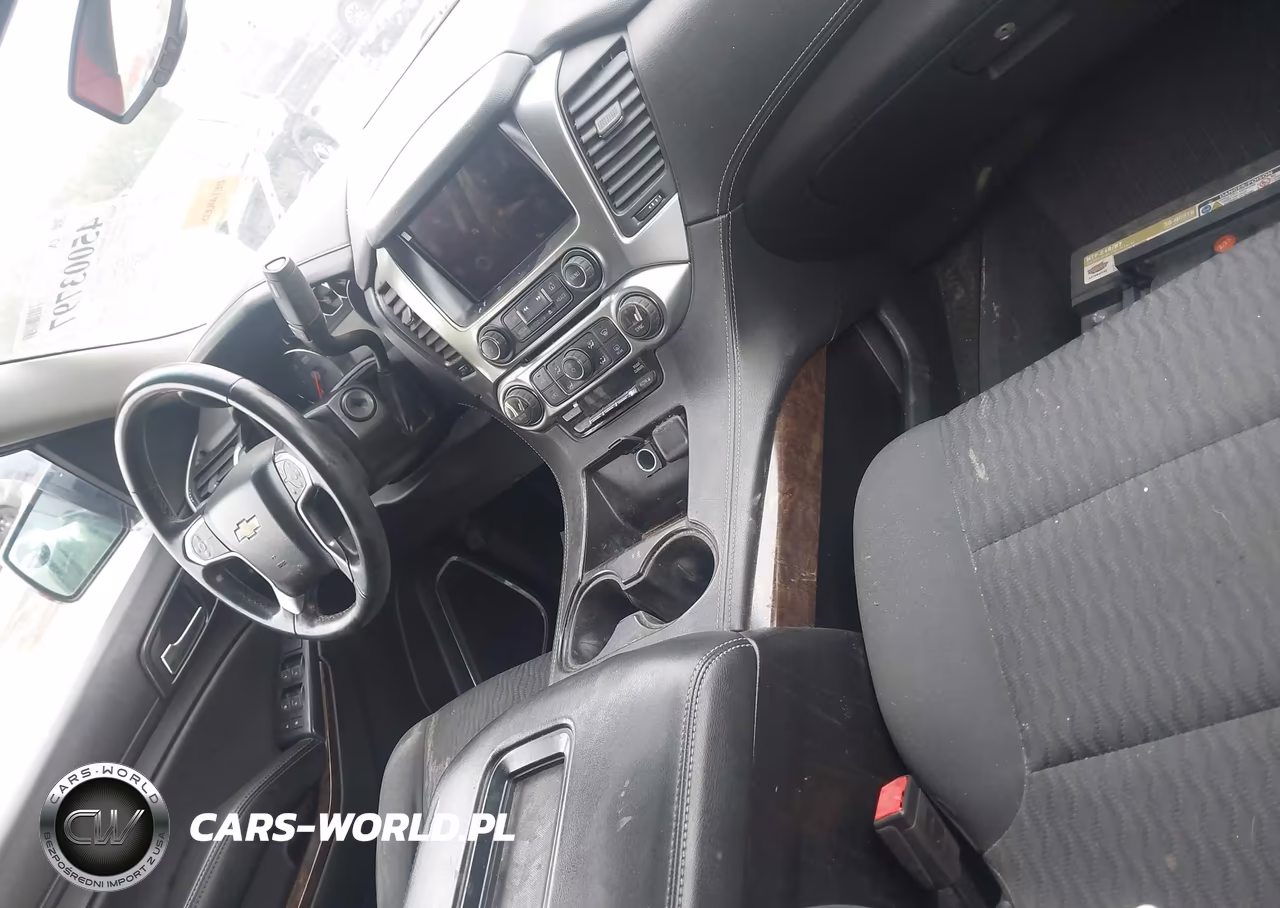 2018 Chevrolet Tahoe Ls VIN:1GNSKAKC6JR138792 - 5