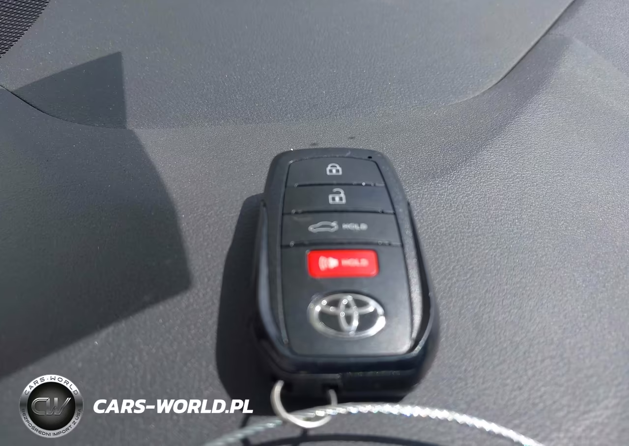 2023 Toyota Corolla Le VIN:JTDB4MEE2P3004097 - 11