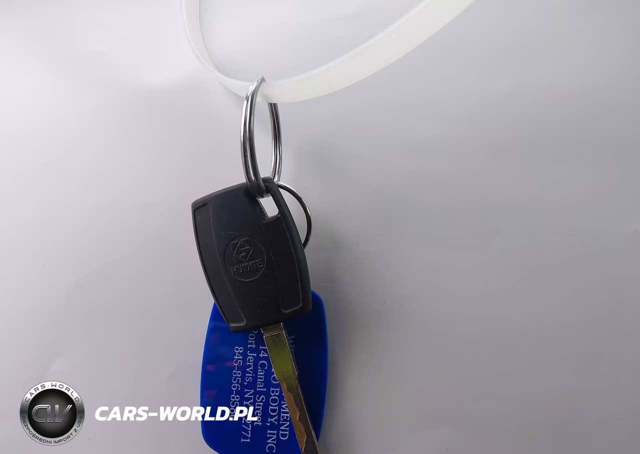 2018 Ford Focus S VIN:1FADP3E21JL310169 - 11