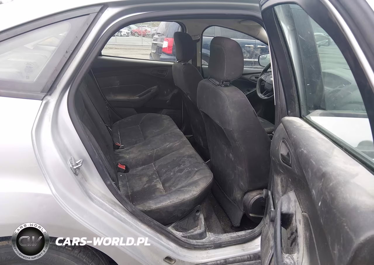 2018 Ford Focus S VIN:1FADP3E21JL310169 - 8
