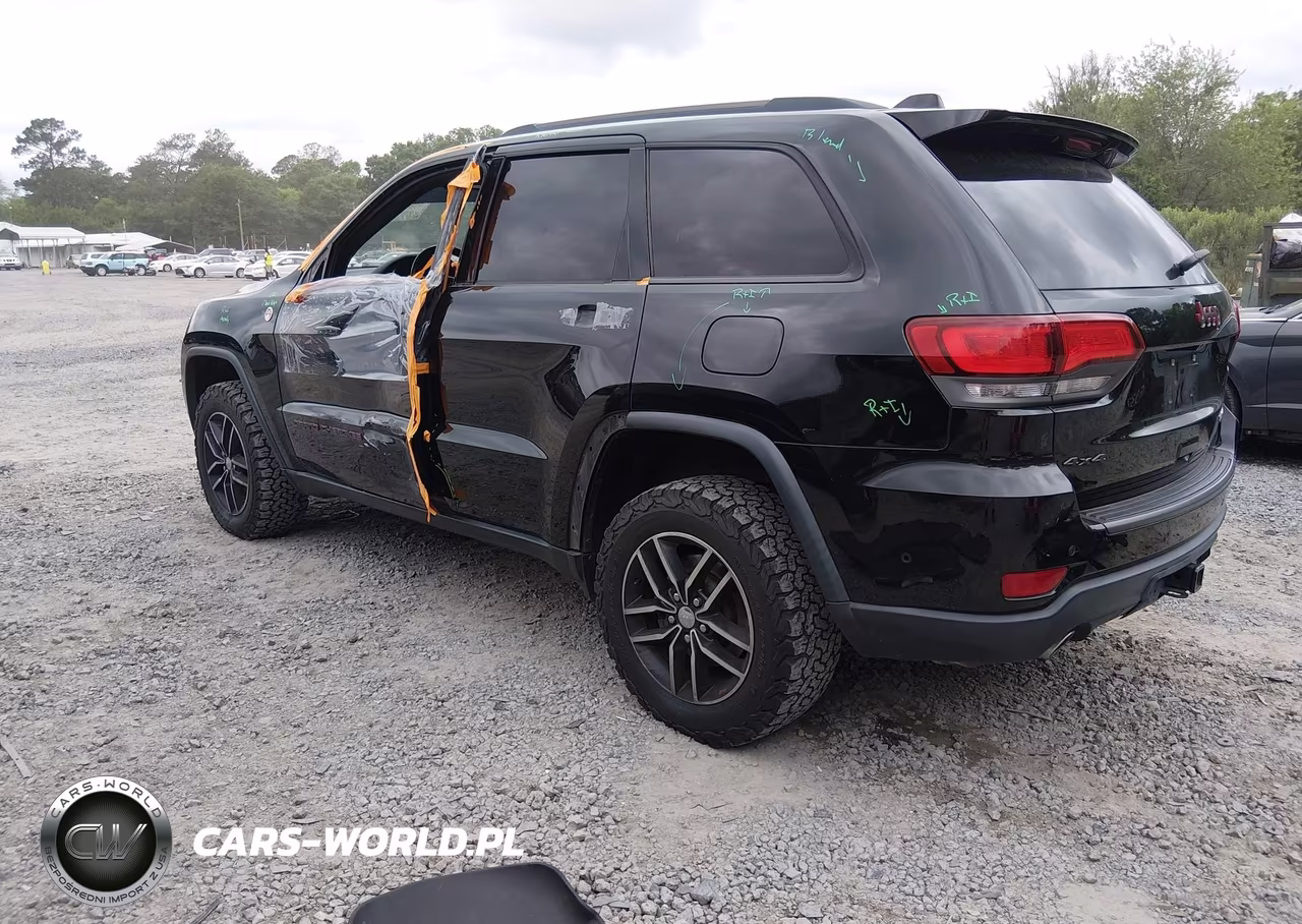 2017 Jeep Grand Cherokee Trailhawk 4X4 VIN:1C4RJFLT1HC799794 - 3