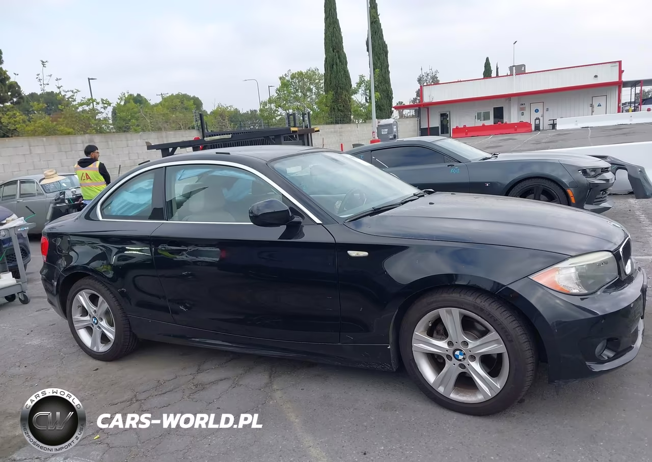 2013 BMW 128I VIN:WBAUP9C57DVS95547 - 13