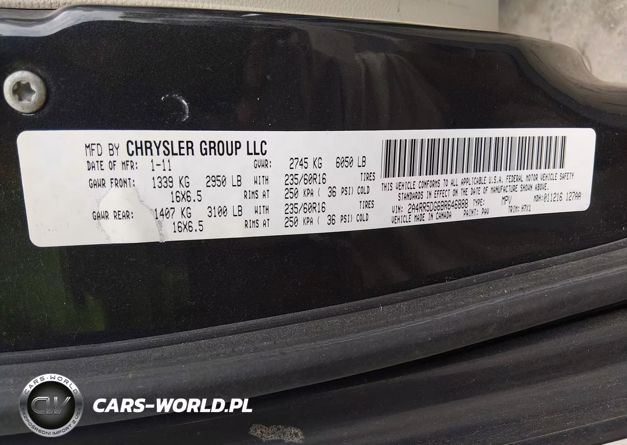 2011 Chrysler Town & Country Touring VIN:2A4RR5DG6BR646888 - 9