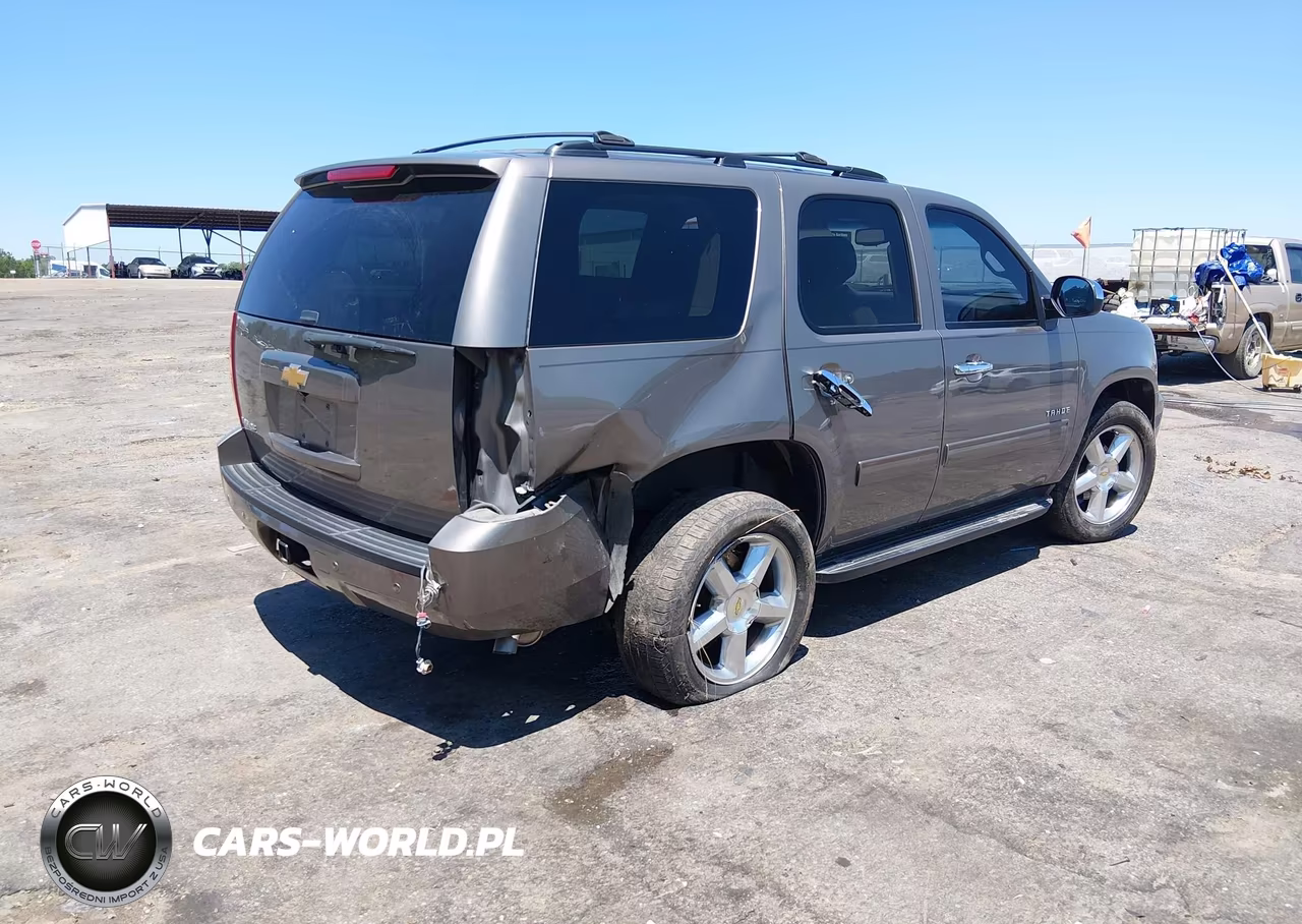 2014 Chevrolet Tahoe Ls VIN:1GNSCAE01ER156394 - 4