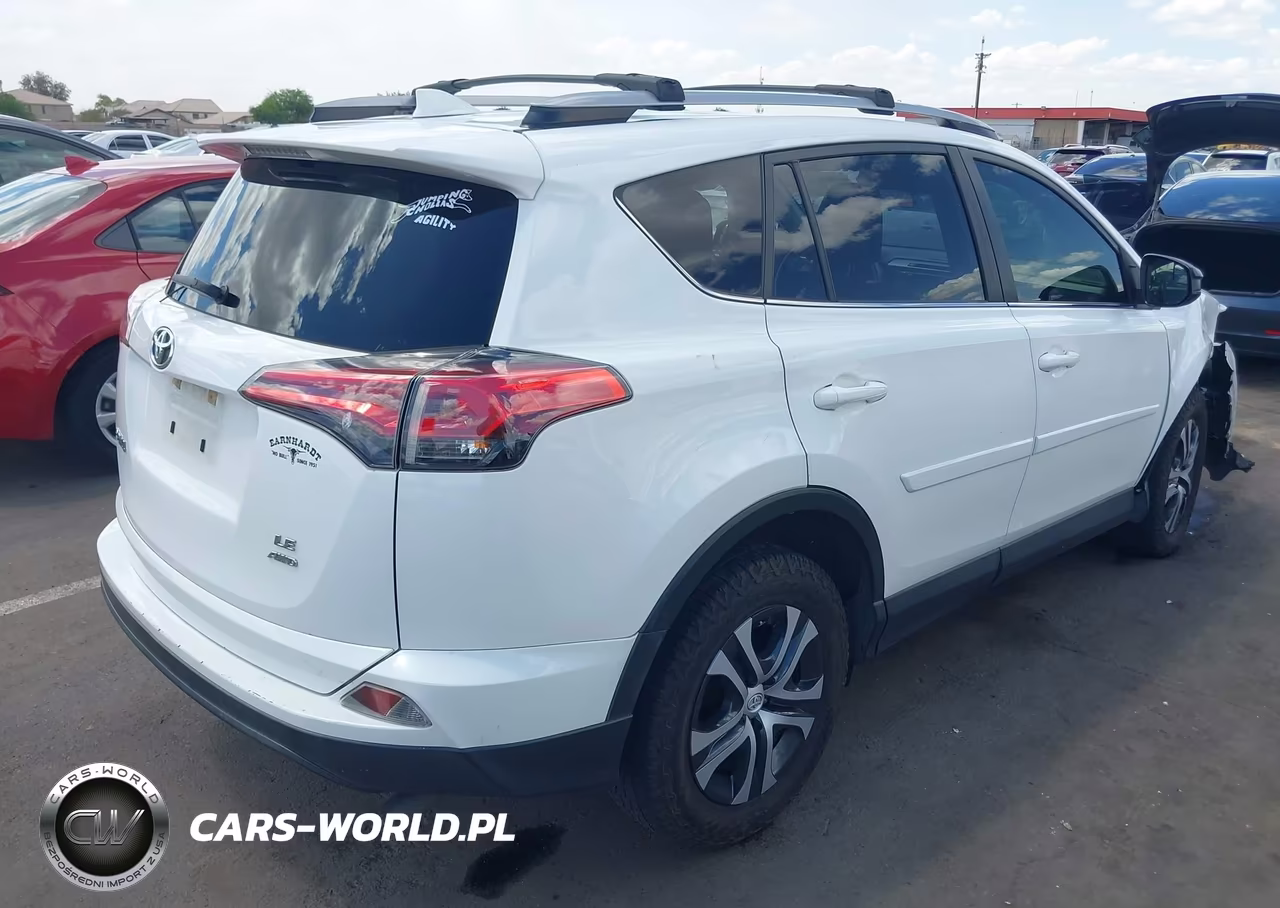 2018 Toyota Rav4 Le VIN:JTMBFREV1JJ181587 - 4