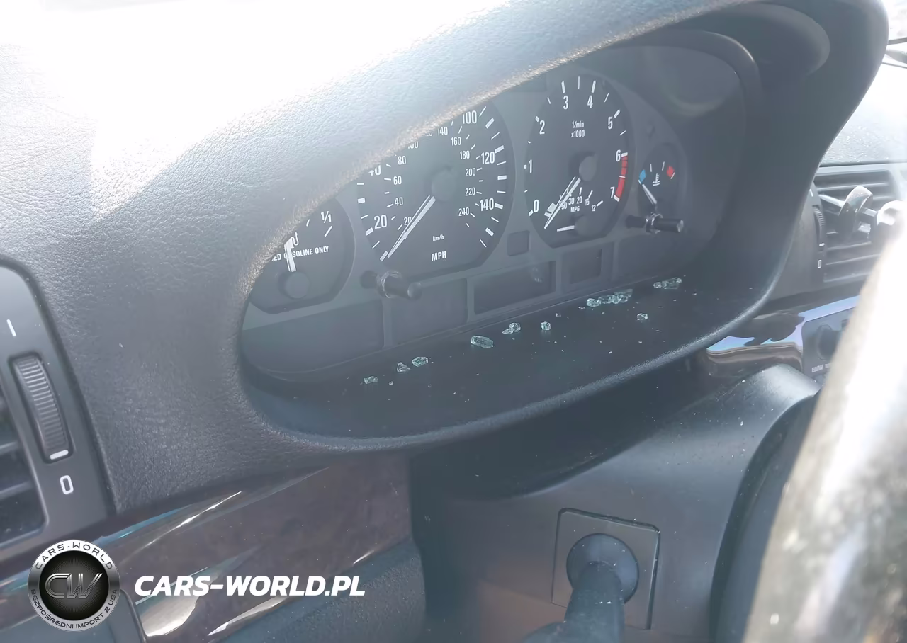 2001 BMW 325I VIN:WBAAV334X1FU94661 - 7