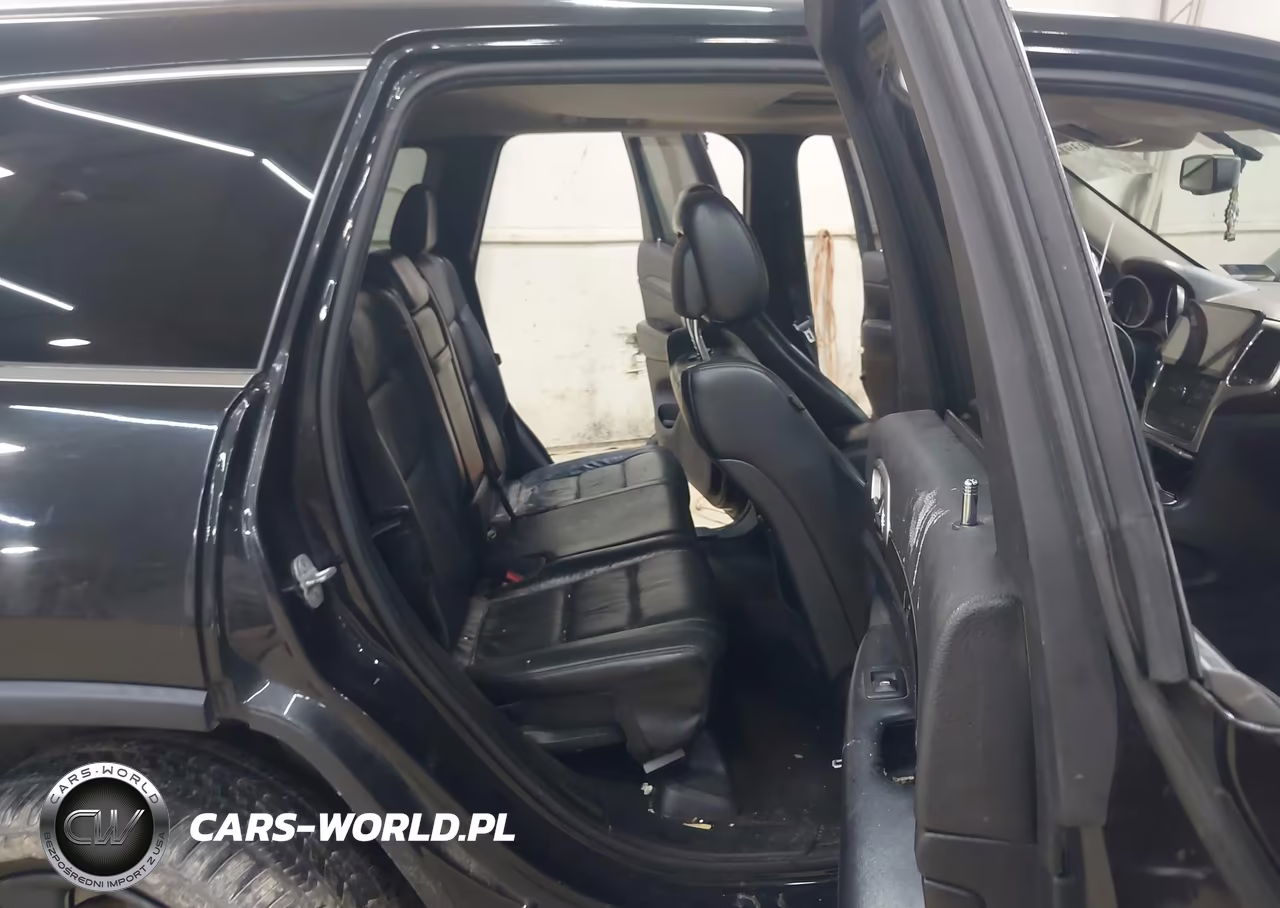 2012 Jeep Grand Cherokee Laredo VIN:1C4RJFAG1CC350596 - 8