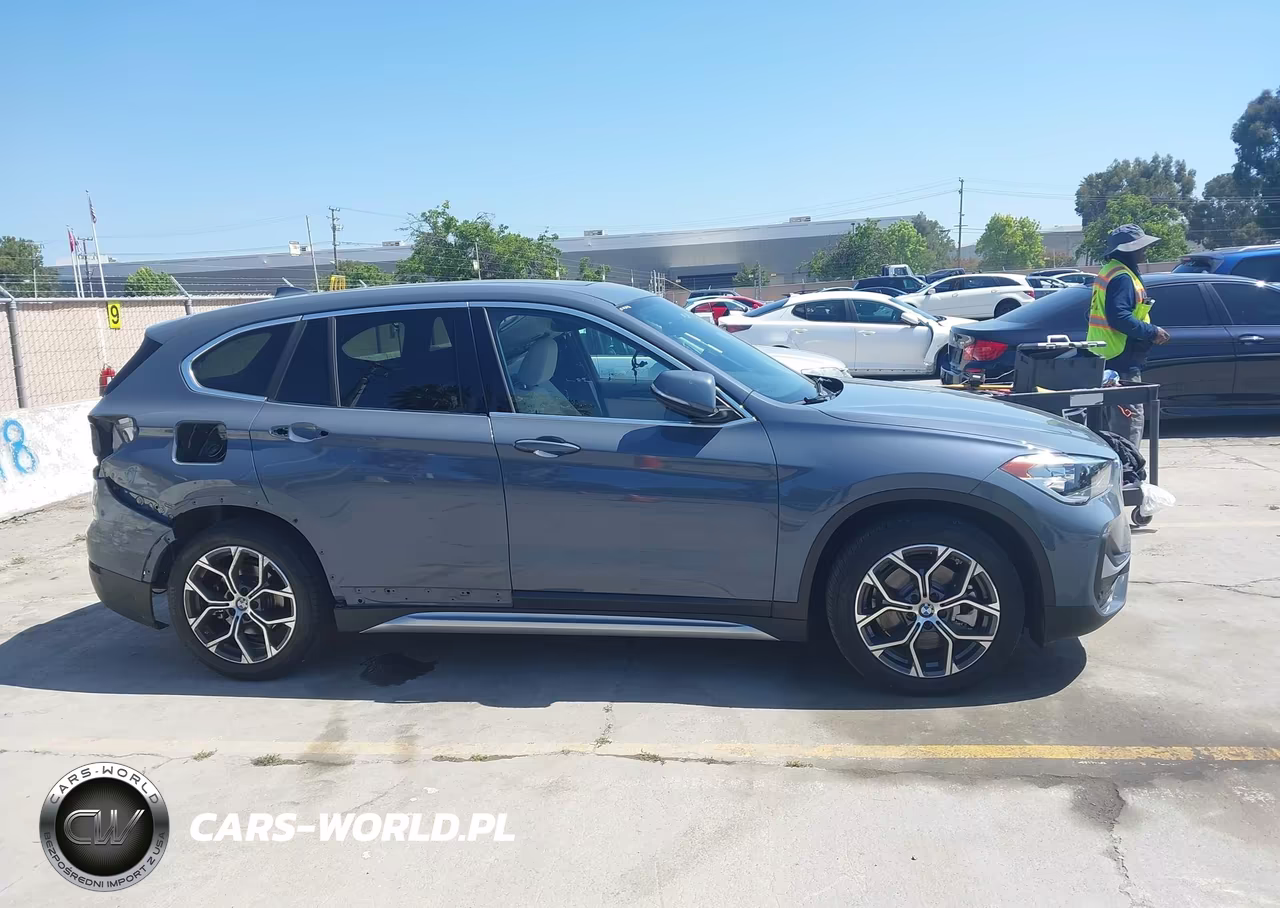 2022 BMW X1 xDrive28I VIN:WBXJG9C00N5U59414 - 13