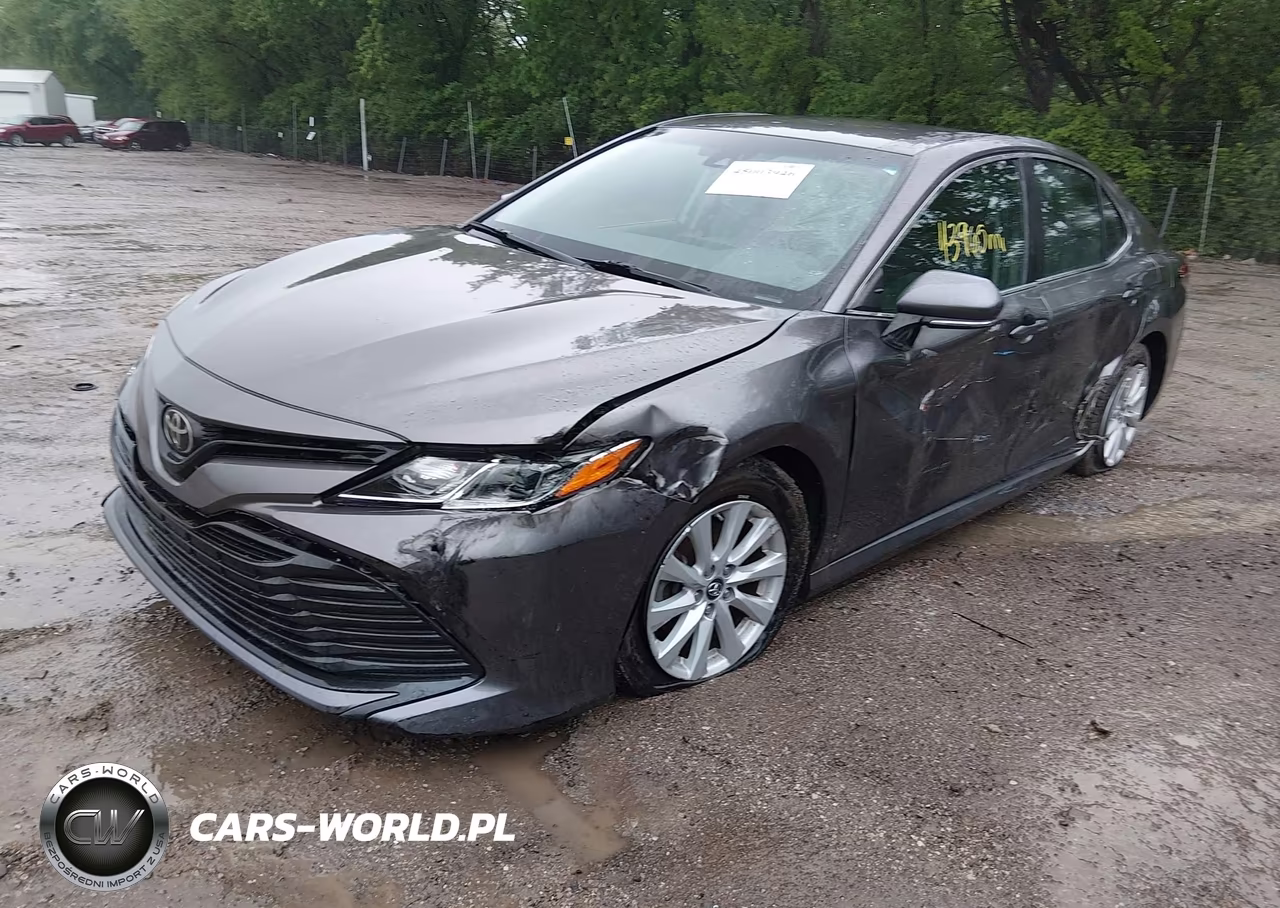 2018 Toyota Camry L-Le-Se-Xle VIN:4T1B11HK4JU106149 - 2