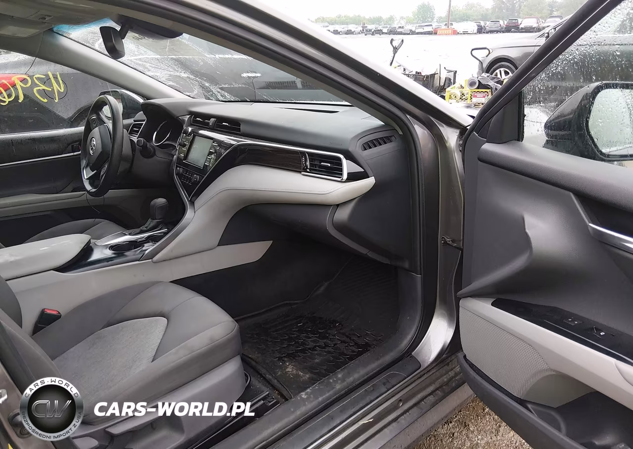 2018 Toyota Camry L-Le-Se-Xle VIN:4T1B11HK4JU106149 - 5