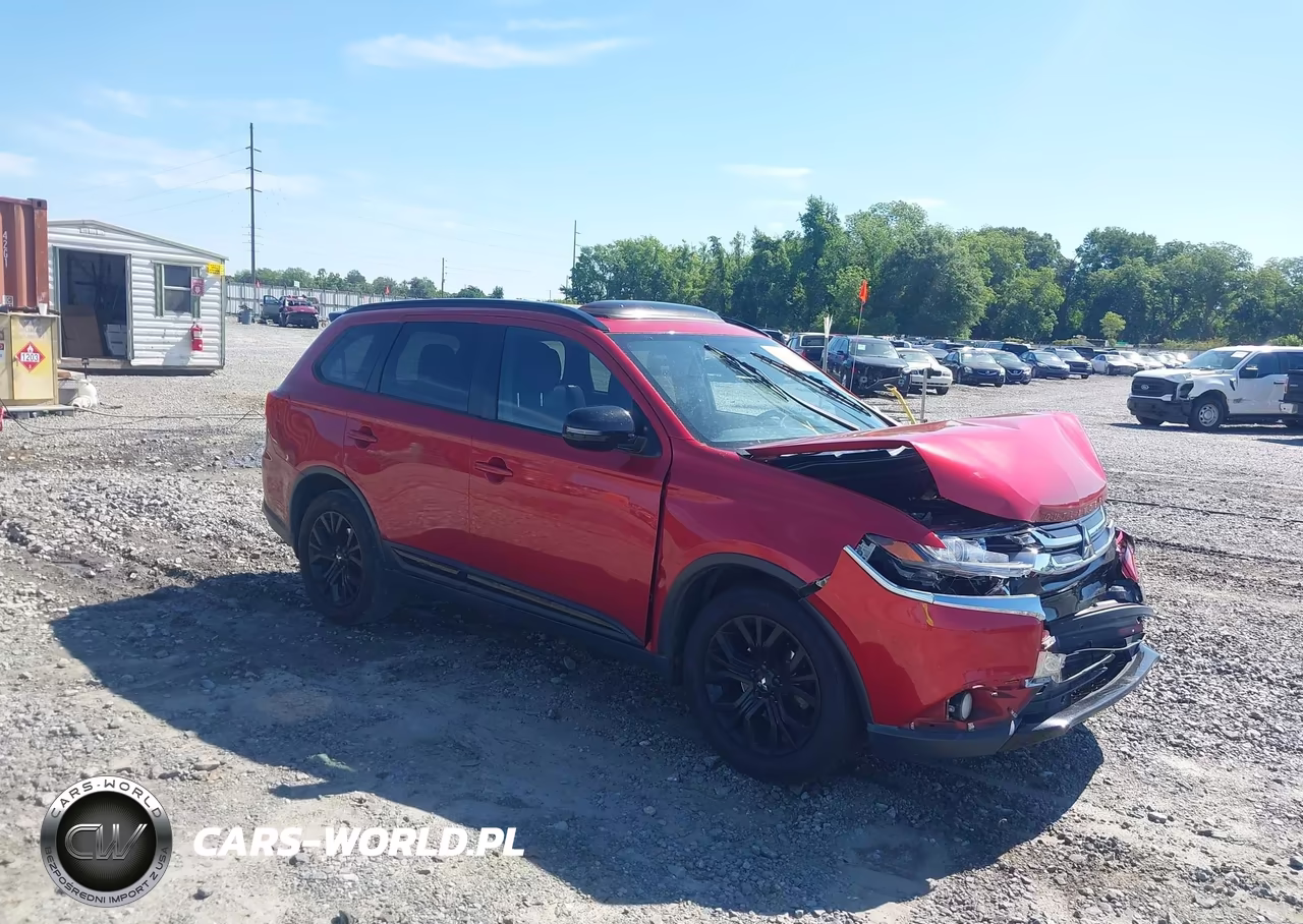 2018 Mitsubishi Outlander Le – zdjęcie 1 z 15