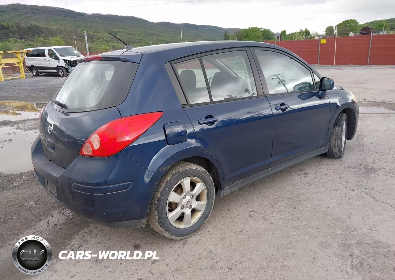 2007 Nissan Versa 1.8Sl VIN:3N1BC13E67L351458 - 4