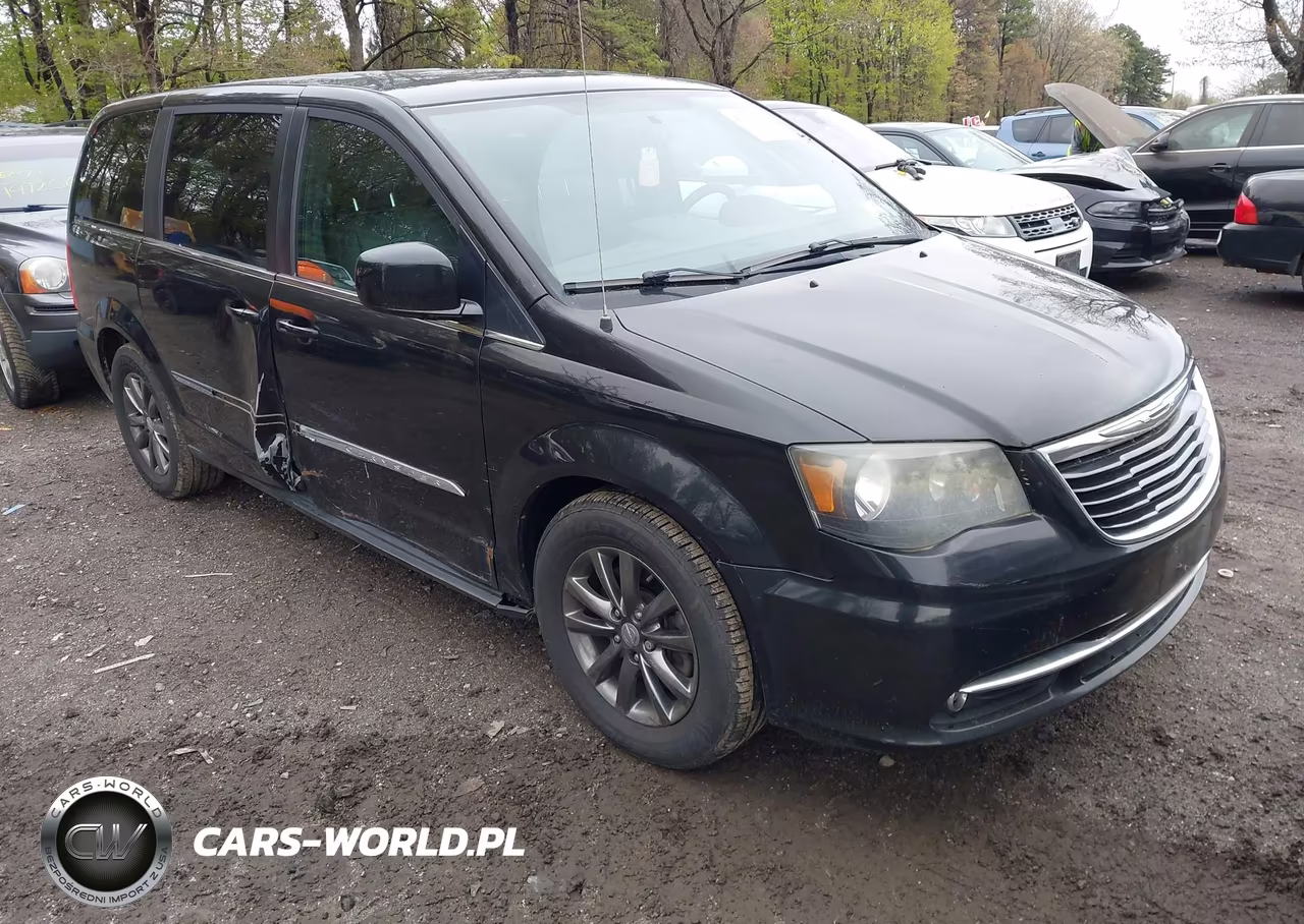2014 Chrysler Town & Country S