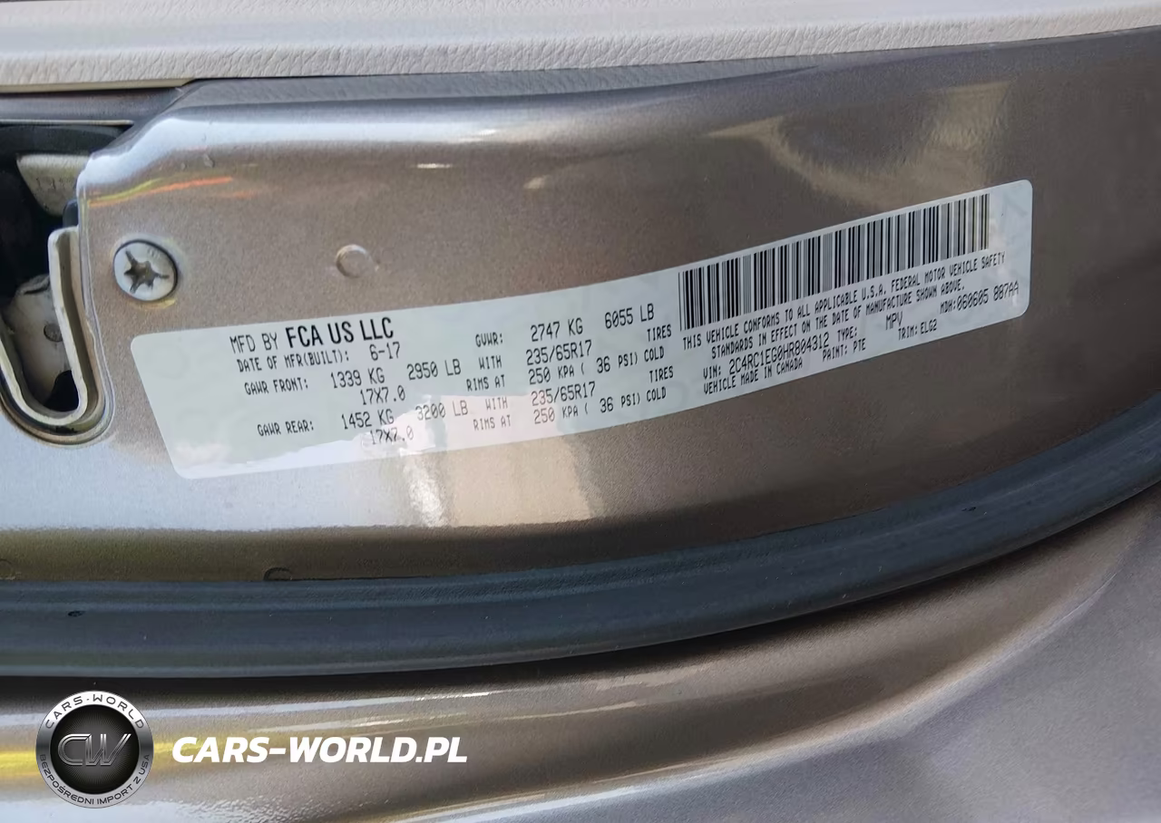 2017 Chrysler Pacifica Touring-L Plus VIN:2C4RC1EG0HR804312 - 9