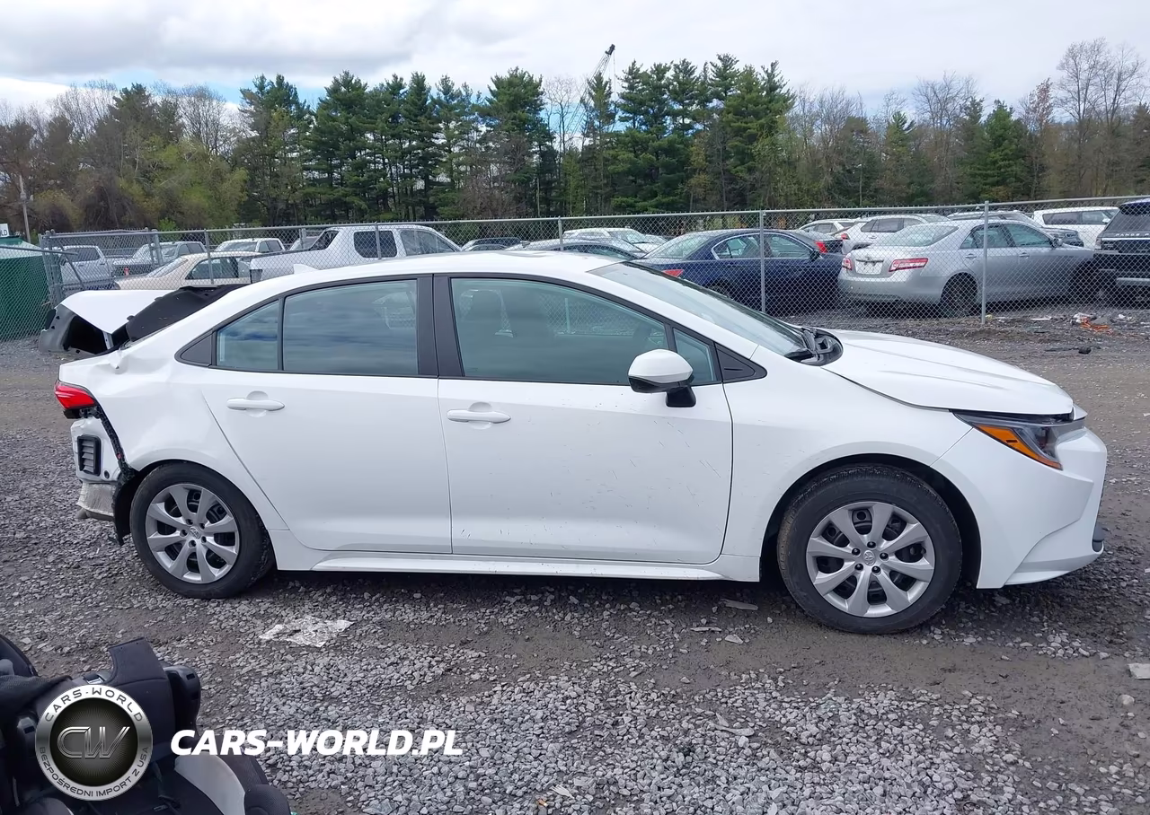 2025 Toyota Corolla Le VIN:5YFB4MDE7SP308088 - 13
