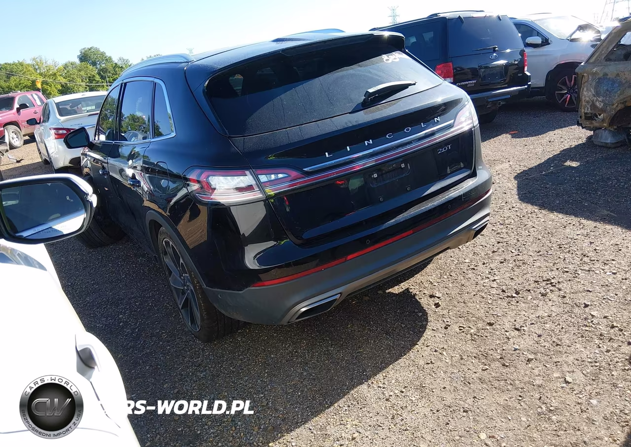 2019 Lincoln Nautilus Reserve VIN:2LMPJ6L98KBL13291 - 3
