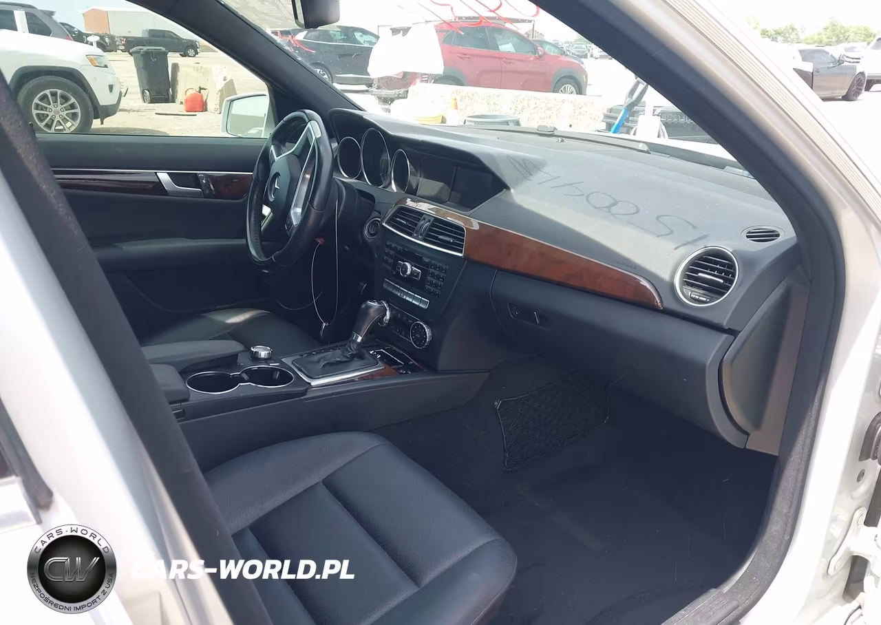 2014 Mercedes-Benz C 250 Luxury-Sport VIN:WDDGF4HB0EA959478 - 5