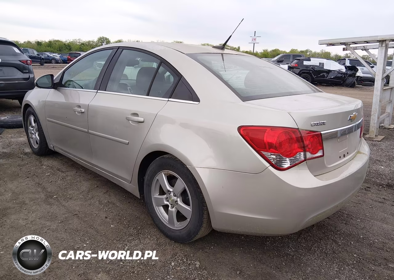 2014 Chevrolet Cruze Ls Auto VIN:1G1PA5SH7E7199406 - 3