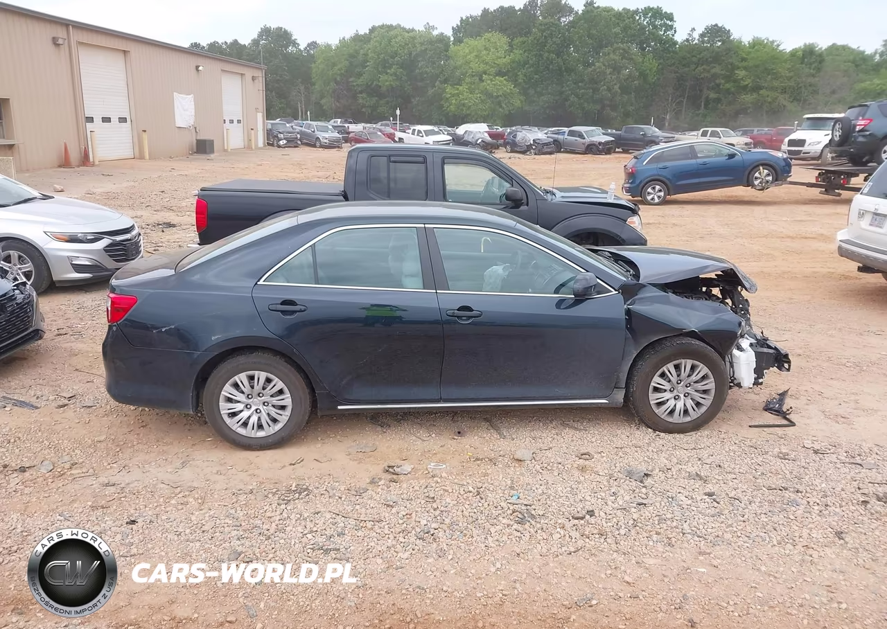 2014 Toyota Camry L-Le-Se-Se Sport-Xle VIN:4T4BF1FK9ER434456 - 14