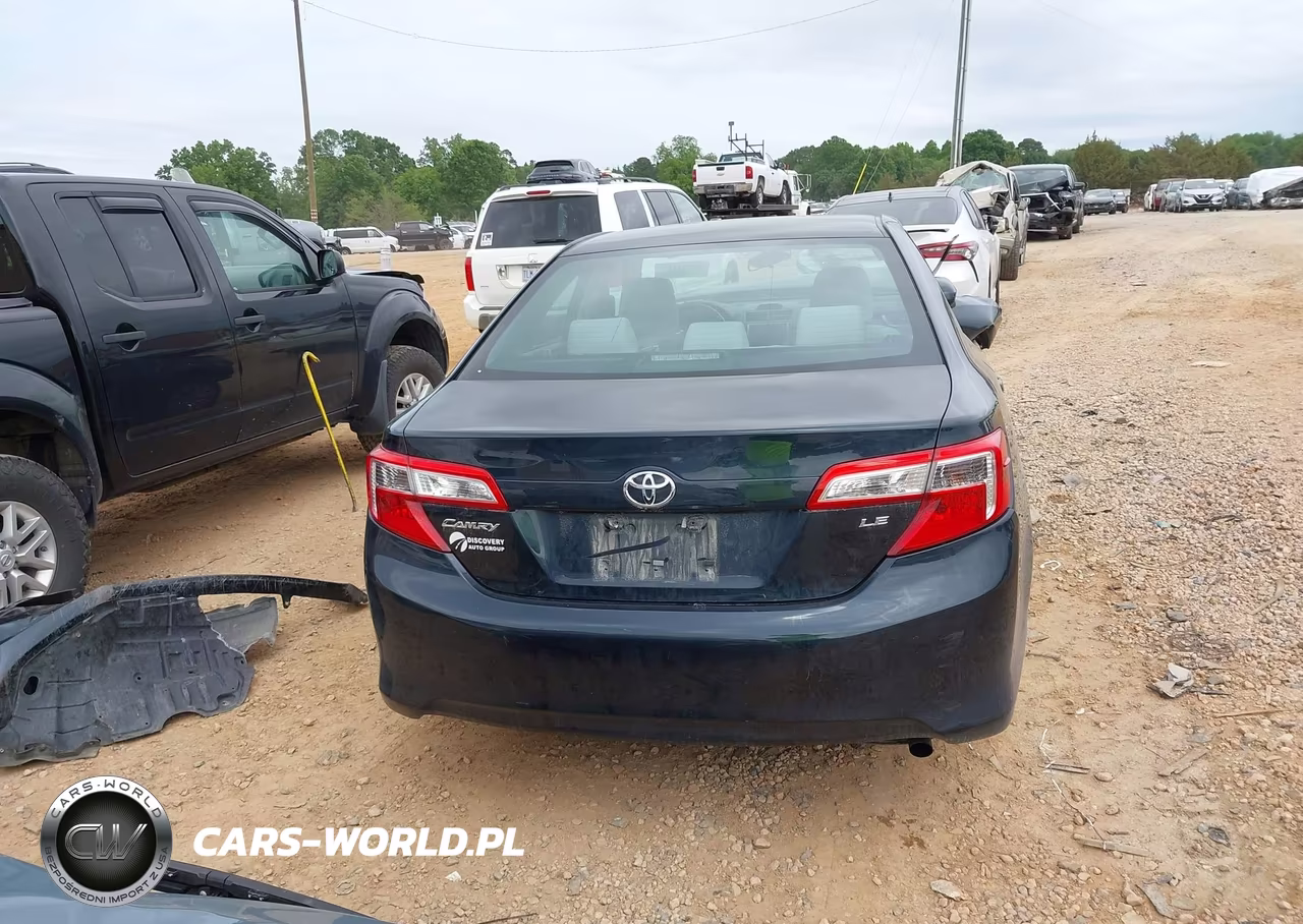 2014 Toyota Camry L-Le-Se-Se Sport-Xle VIN:4T4BF1FK9ER434456 - 17