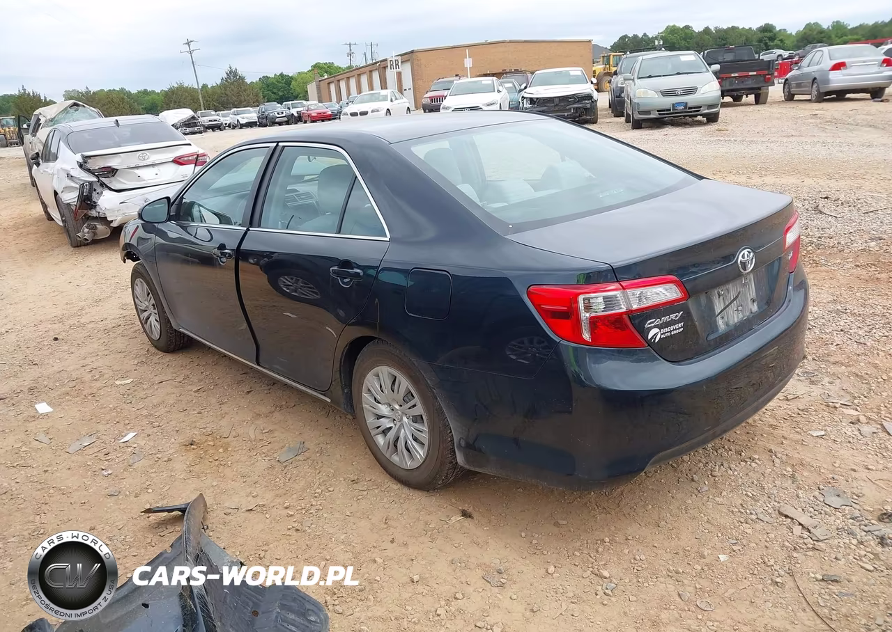 2014 Toyota Camry L-Le-Se-Se Sport-Xle VIN:4T4BF1FK9ER434456 - 3