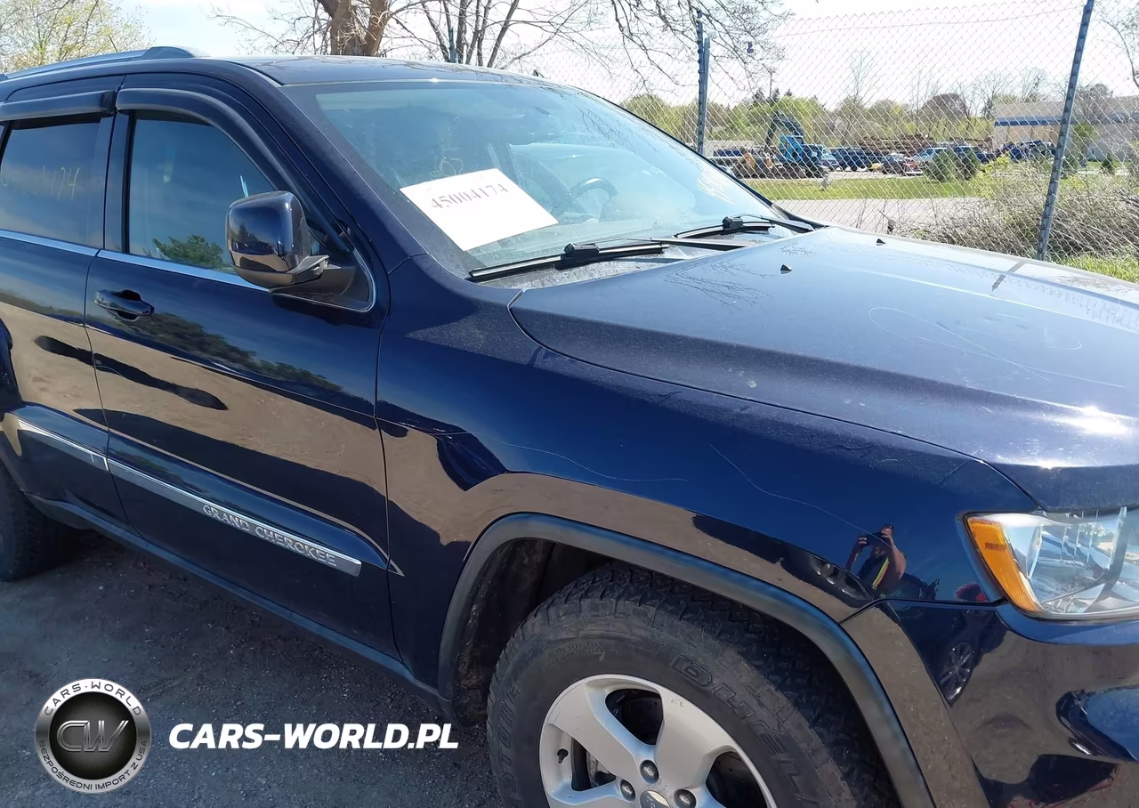 2011 Jeep Grand Cherokee Laredo VIN:1J4RR4GT6BC587708 - 6