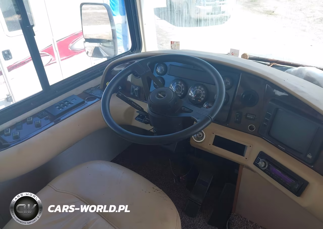 2000 Freightliner Chassis X Line Motor Home VIN:4UZ6XFBA2YCG55283 - 16