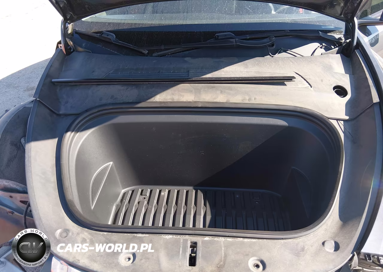 2021 Tesla Model Y Long Range Dual Motor All-Wheel Drive VIN:5YJYGDEE6MF080647 - 10