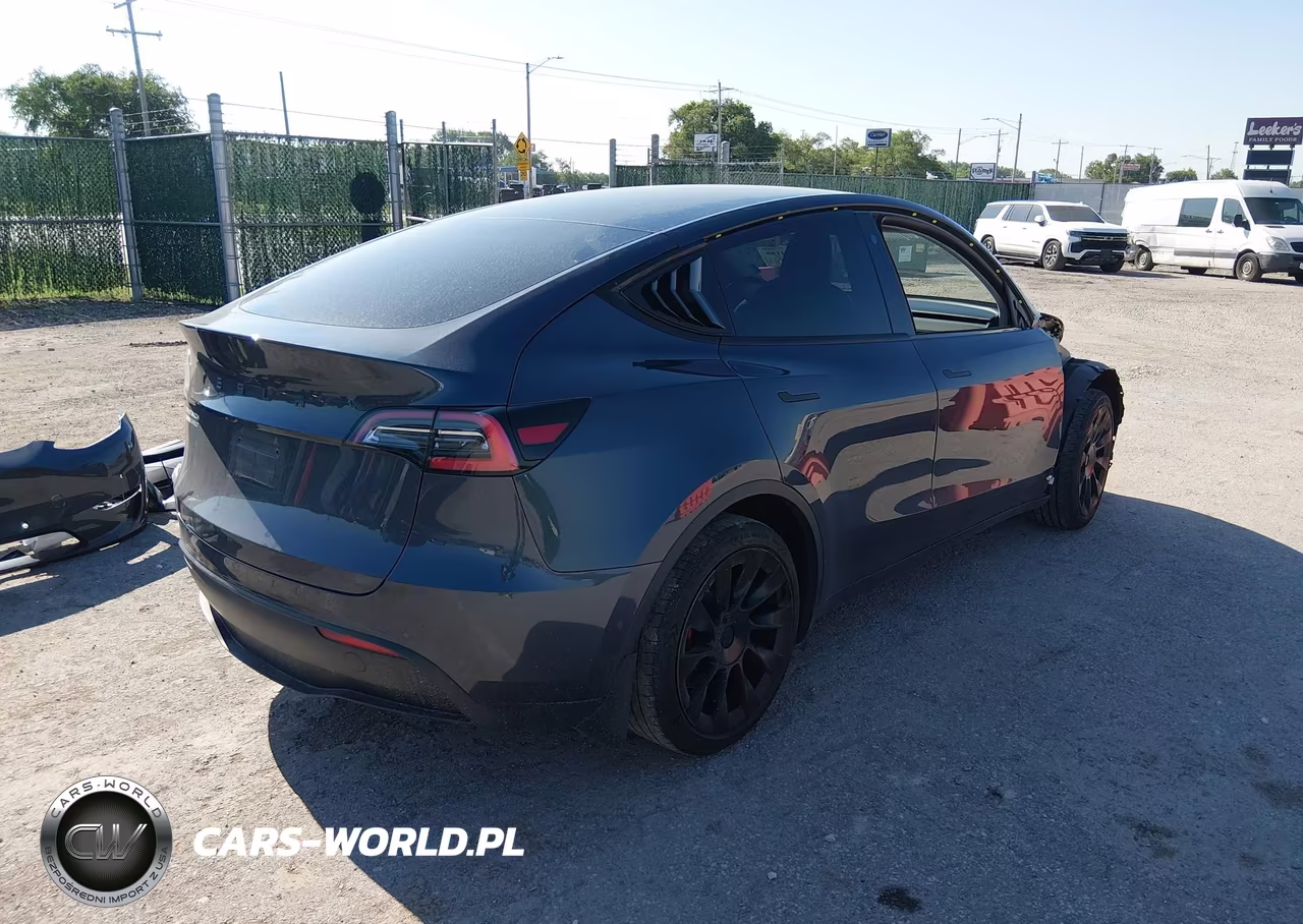 2021 Tesla Model Y Long Range Dual Motor All-Wheel Drive VIN:5YJYGDEE6MF080647 - 4