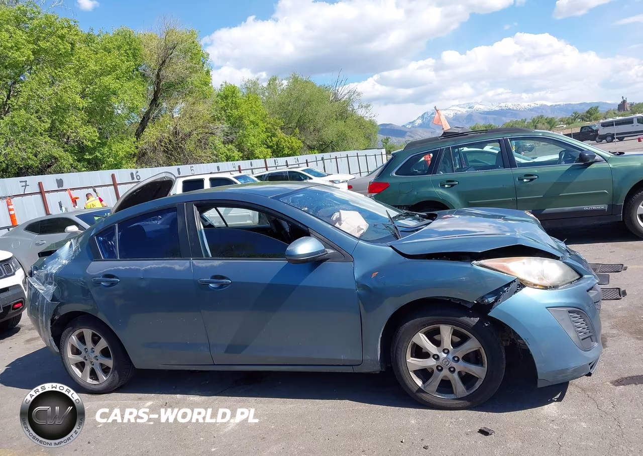 2011 Mazda Mazda3 I Touring VIN:JM1BL1VF0B1481304 - 13