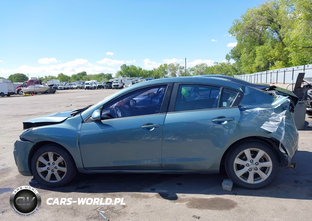 2011 Mazda Mazda3 I Touring VIN:JM1BL1VF0B1481304 - 14