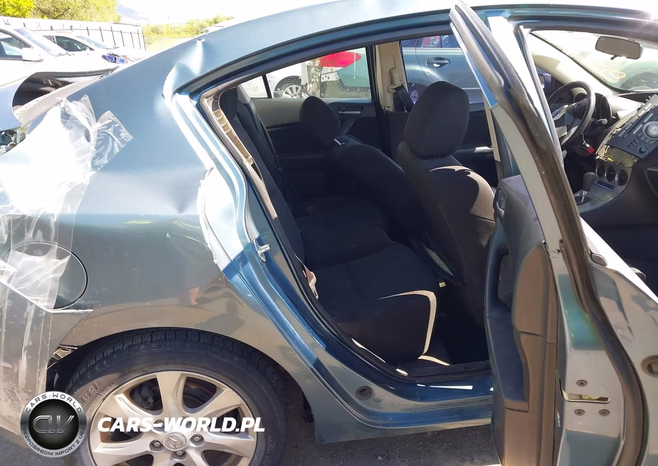 2011 Mazda Mazda3 I Touring VIN:JM1BL1VF0B1481304 - 8