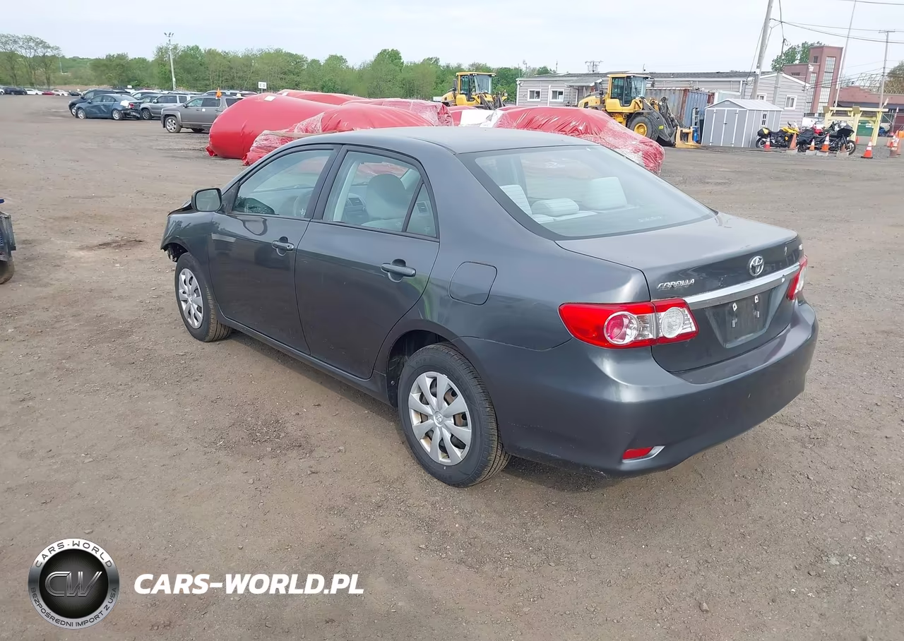 2011 Toyota Corolla Le VIN:2T1BU4EE5BC718161 - 3
