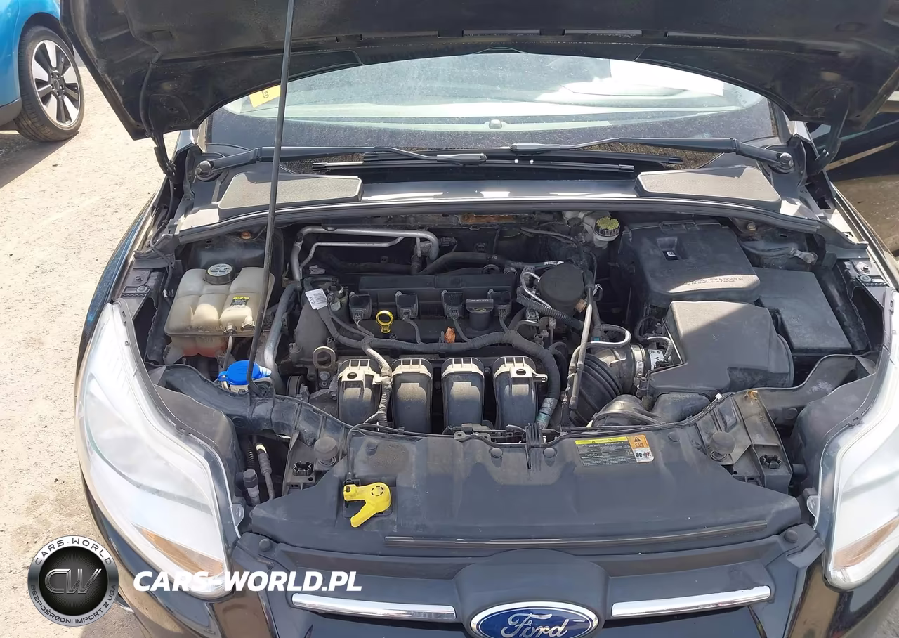 2012 Ford Focus Se VIN:1FAHP3F20CL261842 - 10
