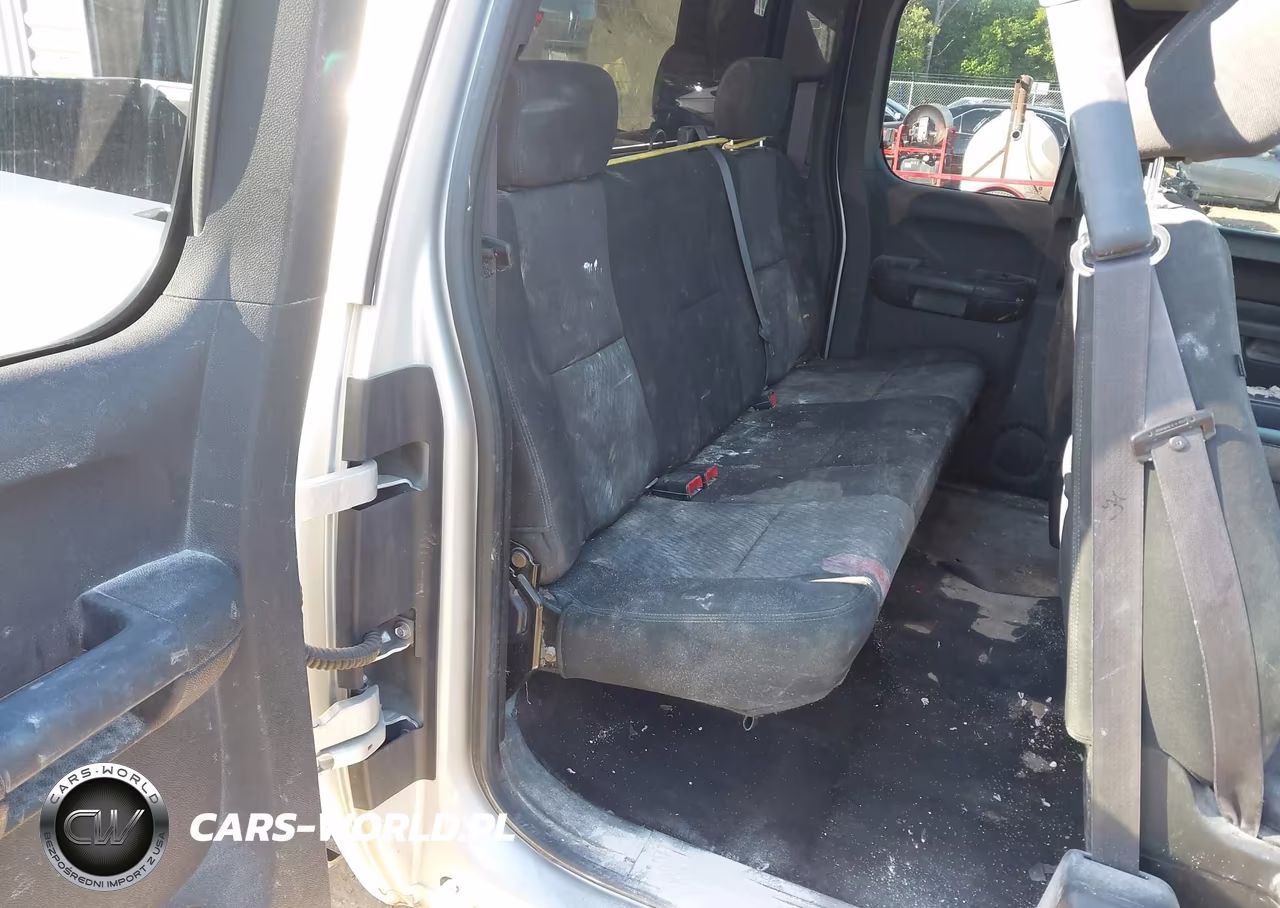 2010 Chevrolet Silverado 1500 Ls VIN:1GCSKREA0AZ205453 - 8
