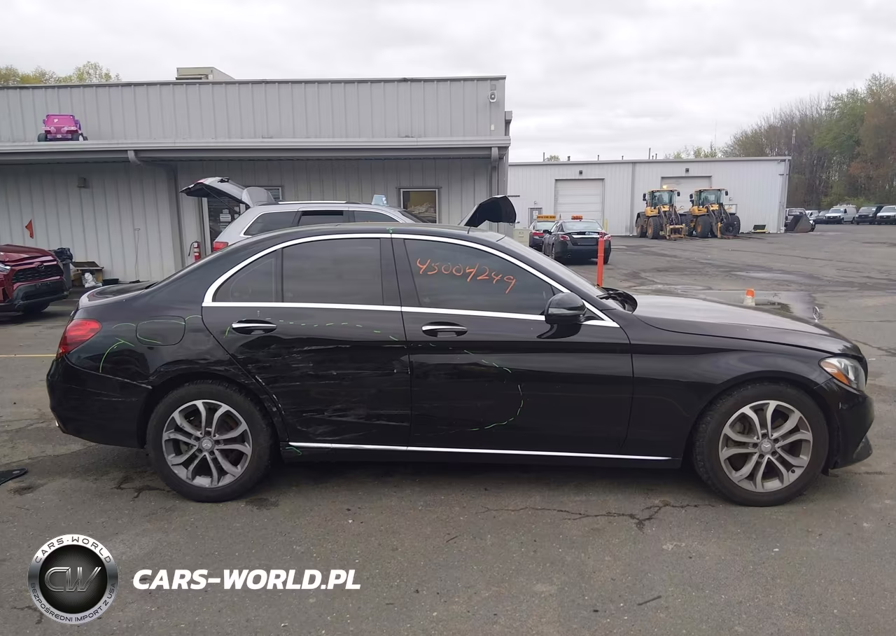 2017 Mercedes-Benz C 300 4Matic VIN:55SWF4KB2HU201599 - 13