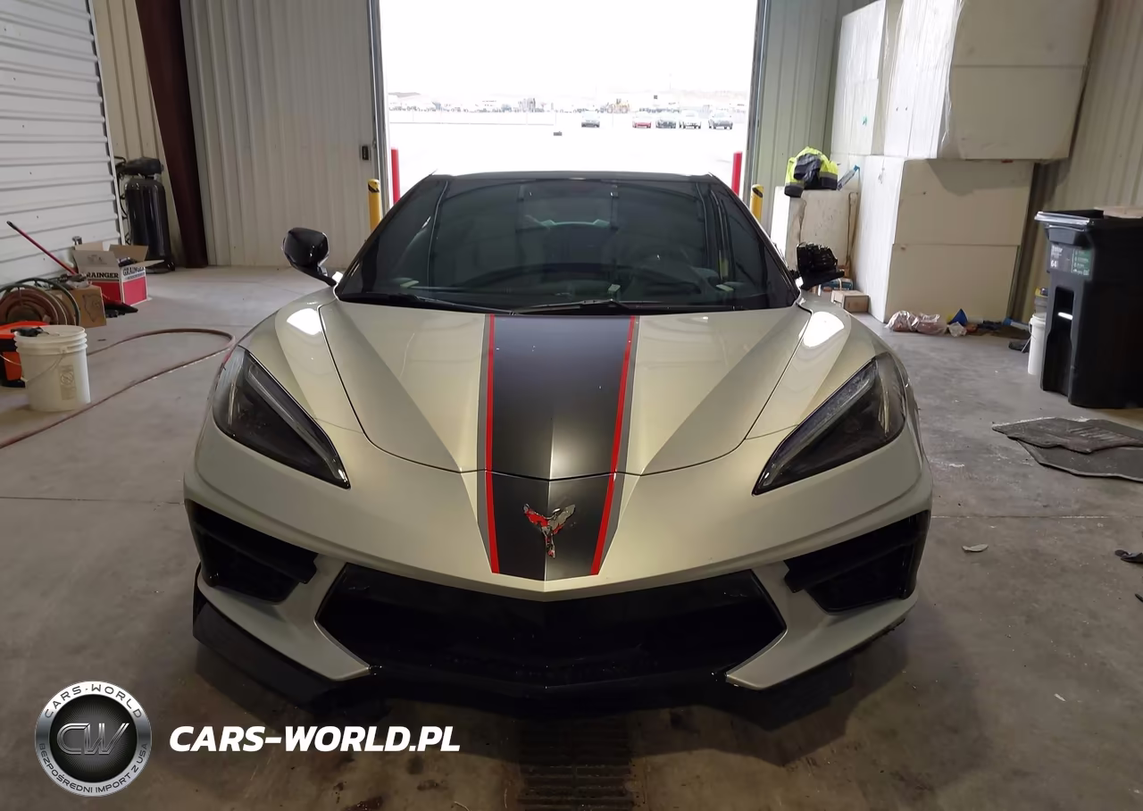 2021 Chevrolet Corvette Stingray VIN:1G1YB2D4XM5115714 - 13